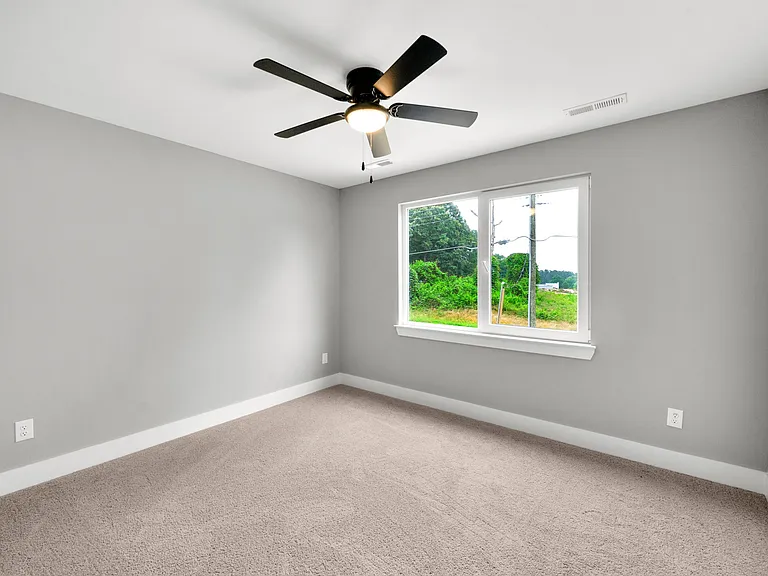 1160 Petes Rd — Photo 11