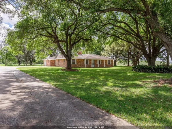 6010 Highway 22, Sorrento, LA 70778