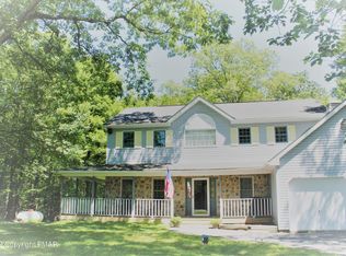 17 Jonathans Way, Henryville, PA 18332