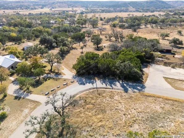 160 Roundabout Lane LOT 2-C, Kerrville, TX 78028