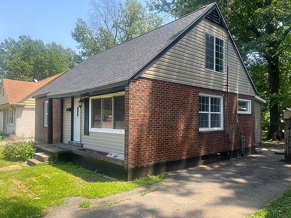 2nd image of 2516 Harrison St