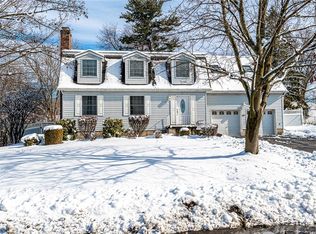 11 S Brae Rd, Goshen, NY 10924