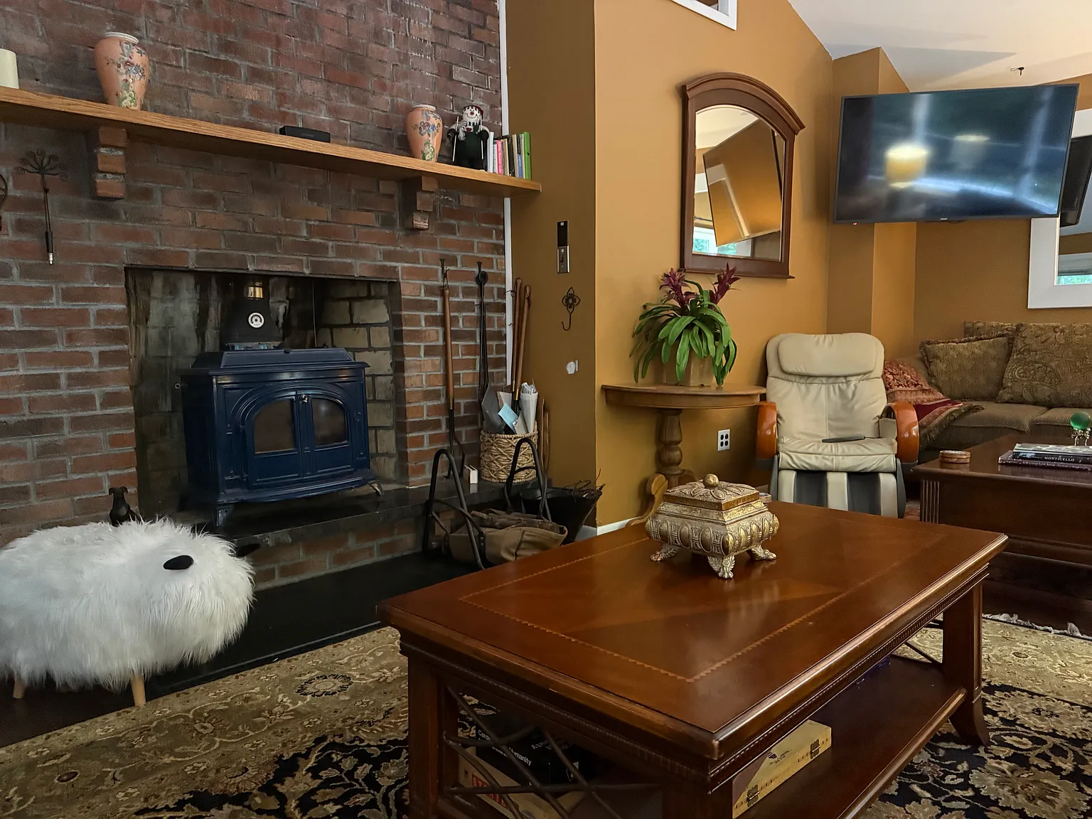 3 bed, 1800 sqft, $4,500 — Photo 3