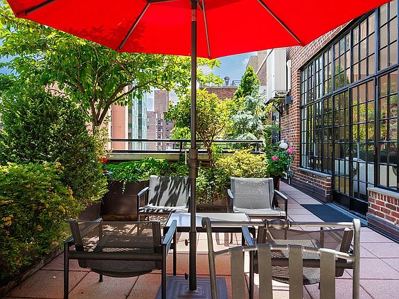3rd image of 205 E 69th St #Pha