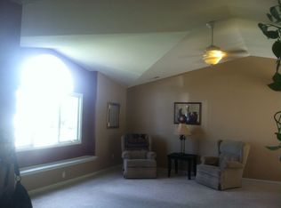 1309 E Louise Dr, Columbia City, IN 46725