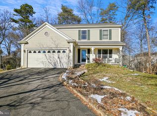8002 Silver Fox Dr, Glen Burnie, MD 21061