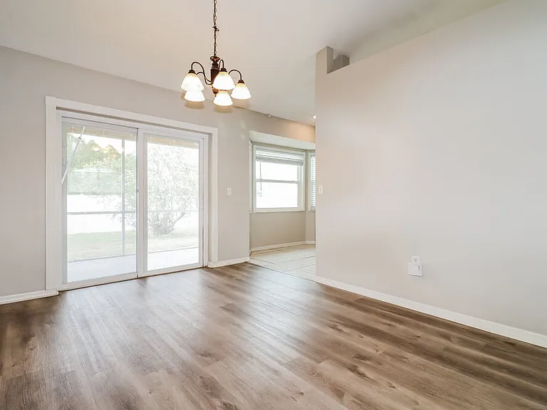 8403 Yearling Ln — Photo 6