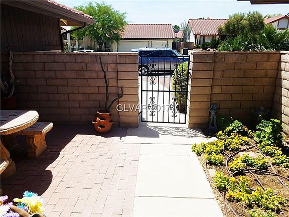 3rd image of 8648 Orvieto Dr