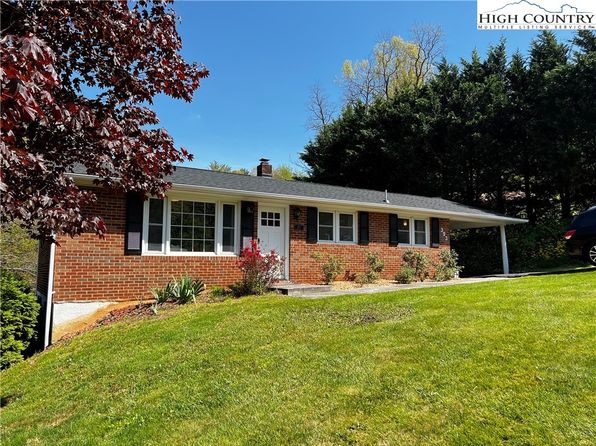 393 Grandview Drive, Sparta, NC 28675