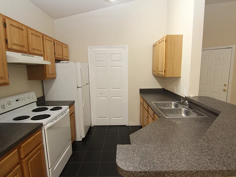 6029 Westgate Dr #734 — Photo 8