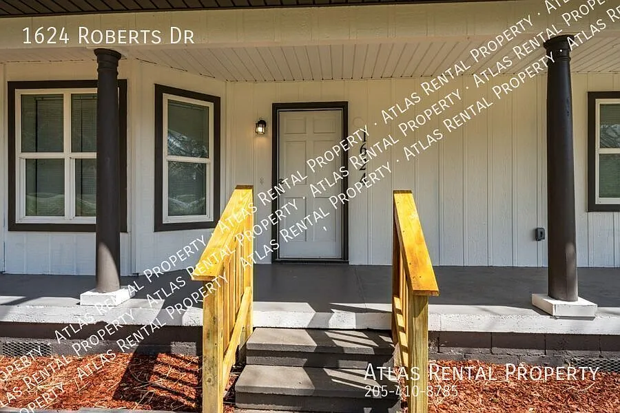 Pet Friendly Home in Hueytown! — Photo 4