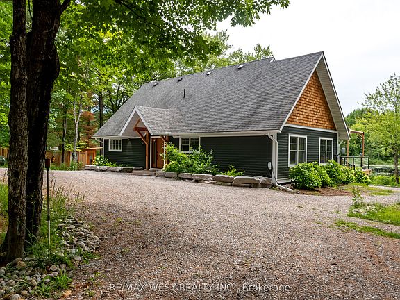 4th image of 1078 Woodwinds Rd
