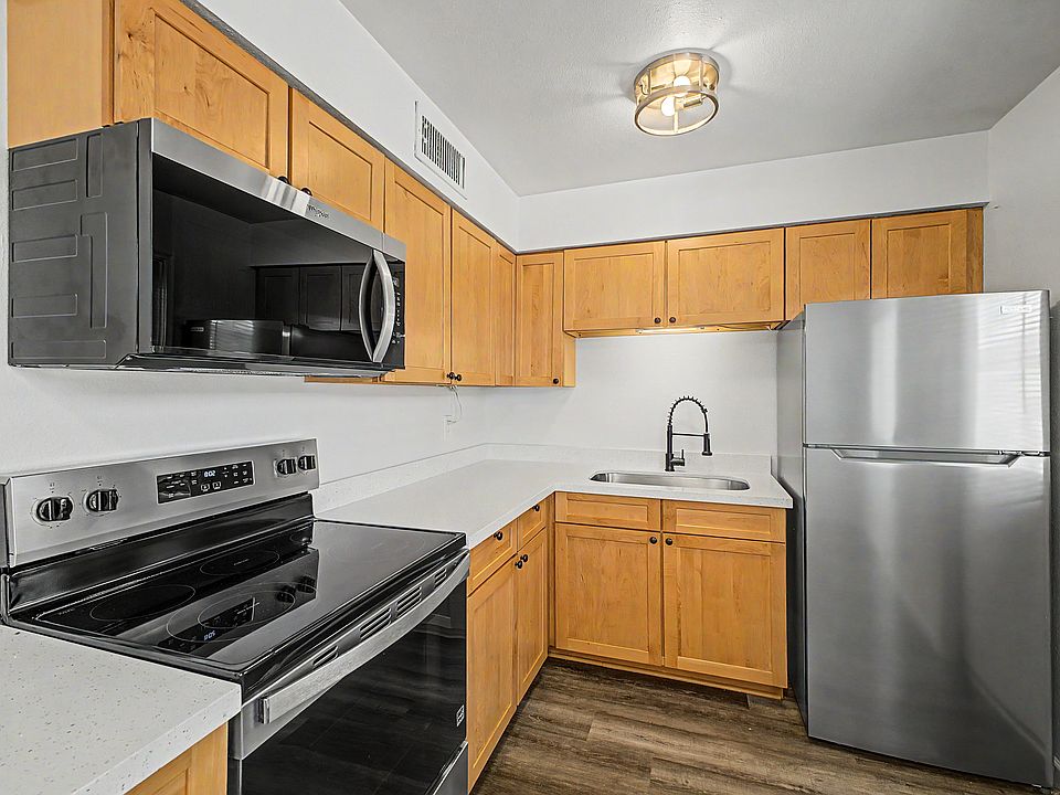 1st image of 2209-2211 S Granada Dr #2209-A