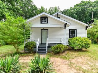 1904 Lees Chapel Rd, Greensboro, NC 27405