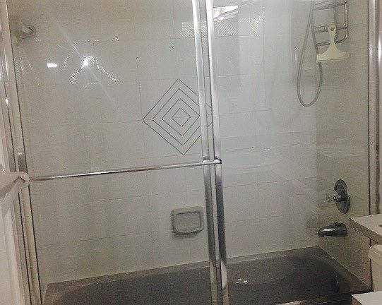 Glass doors Bathroom