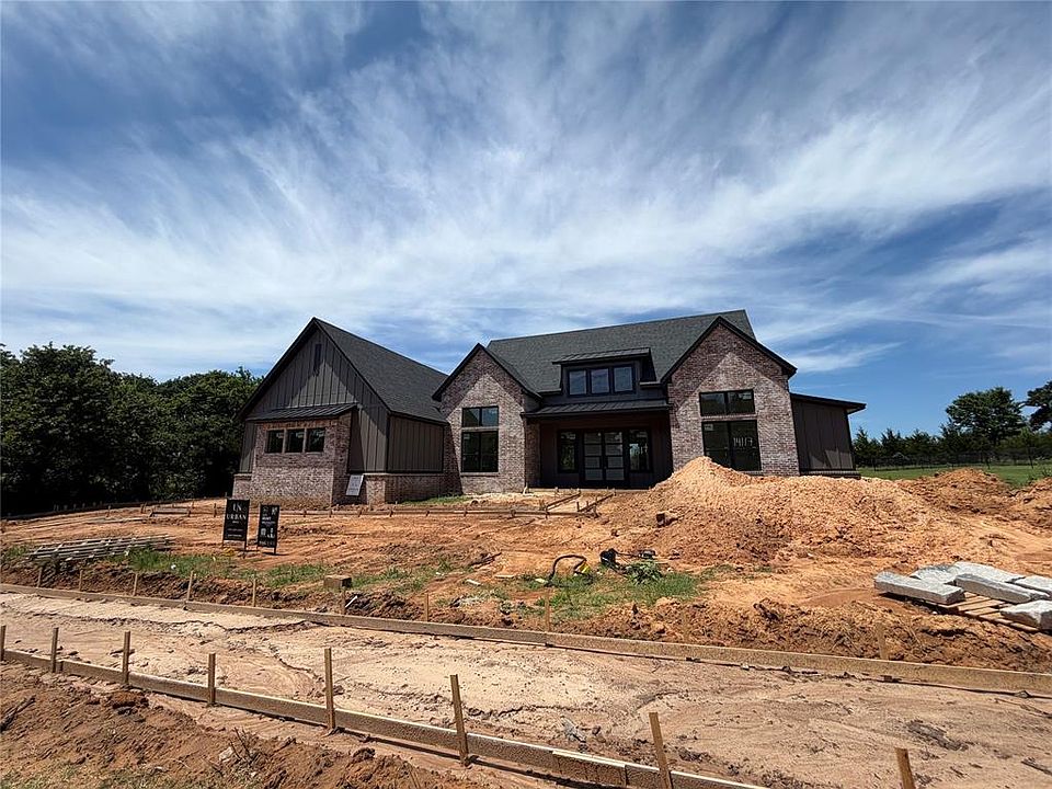 1st image of 14117 N Ridge Dr