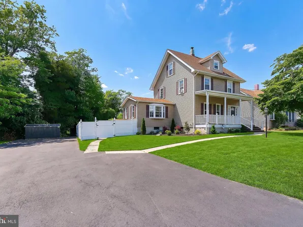 134 Lakeside Blvd, Hamilton, NJ 08610