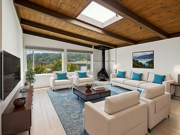 Family room virtual staging