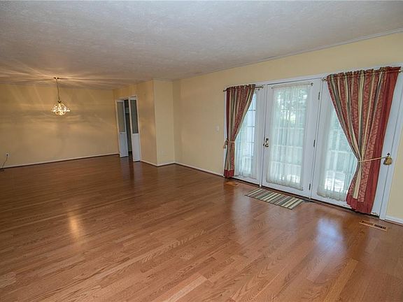 2nd image of 6014 Cabot Ct Unit 2