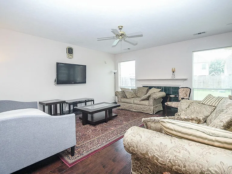 15715 Brookwood Lake Pl — Photo 8