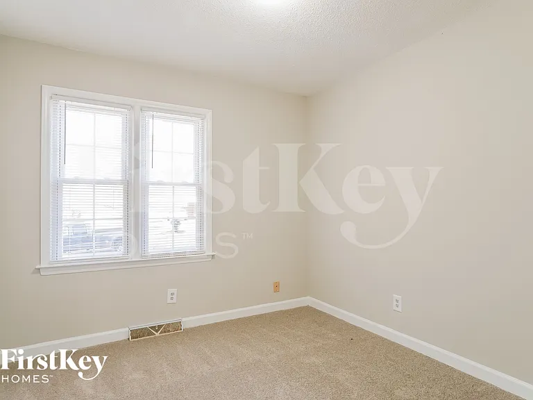 5318 Quail Meadow Dr — Photo 12