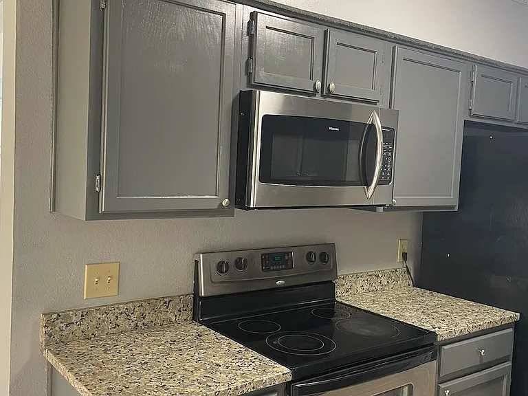 512 Tarragon Ln — Photo 9
