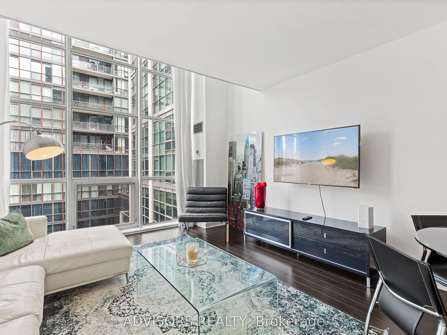 2 bed, $3,750 — Photo 4