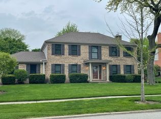 1223 W Borders Dr, Palatine, IL