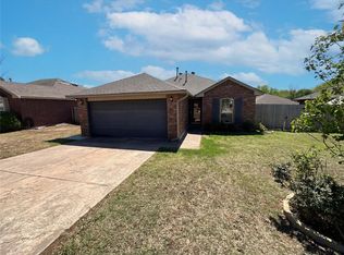 504 Woodbriar, Noble, OK 73068