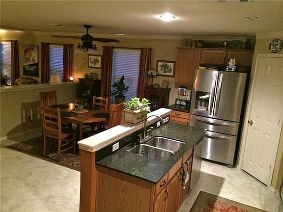 2nd image of 2416 Melissa Oaks Ln