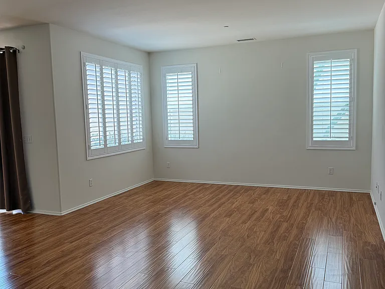 3167 S Hampton Way — Photo 15