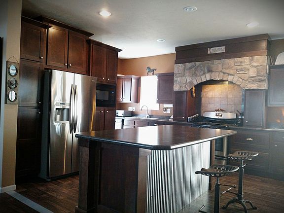 3rd image of 2670 76th St NW