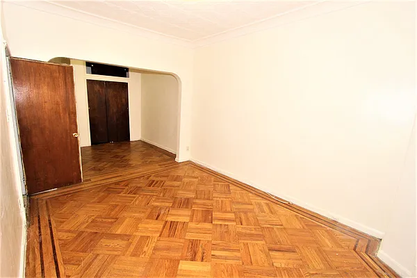 Rented by Superior Realty Service | media 7