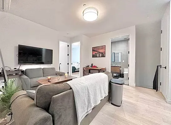 Rented by Doorway NYC, LLC | media 21