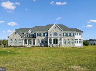 6647 Tack House Trl, Centreville, VA 20120