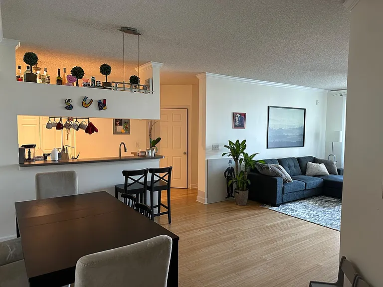 17145 N Bay Rd #Penthouse 4609 — Photo 2