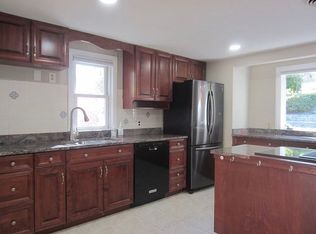 67 Chamberlain Ave, Westwood, MA 02090