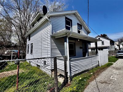 943 1/2 E 8th St, Erie, PA, 16503