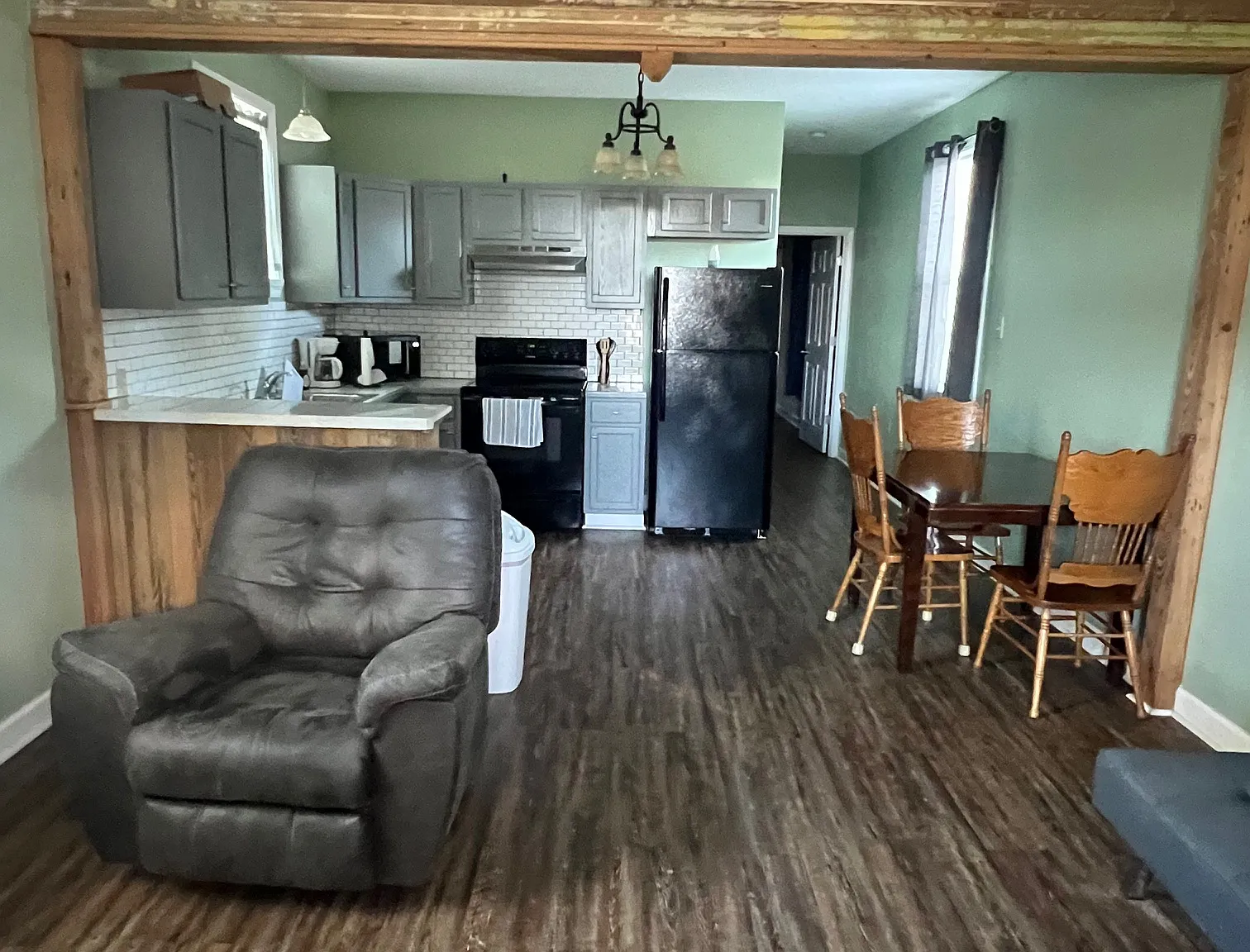 1 bed, 1100 sqft, $1,500 — Photo 2