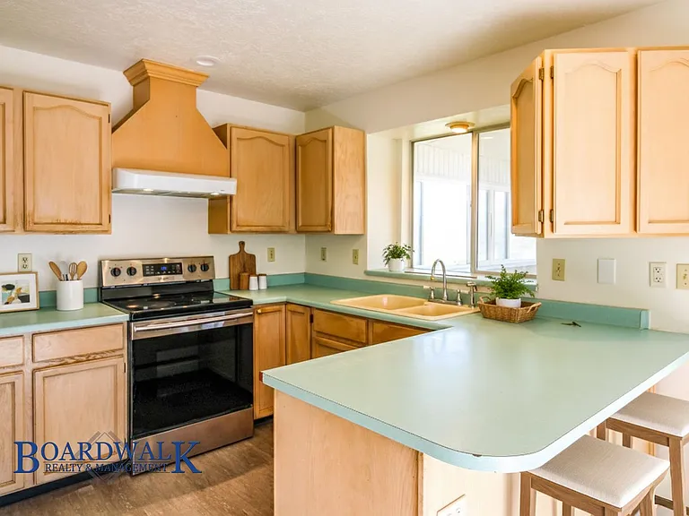 5677 S Esprit Dr — Photo 6