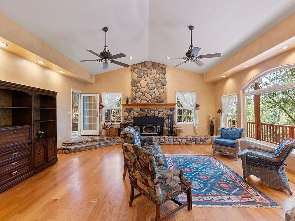 1st image of 4673 Evenstar Ln