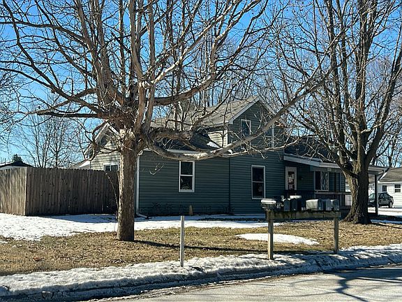 3rd image of 401 E South St