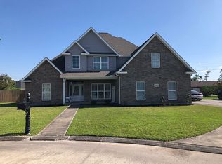 221 Nottoway St, Sulphur, LA 70663