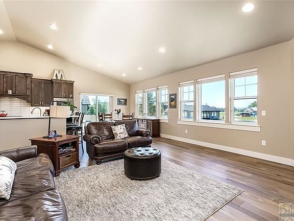 4th image of 4636 Rangeview Dr