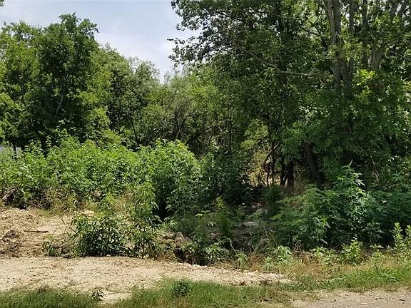 2nd image of 707 Mint Dr Lot 114