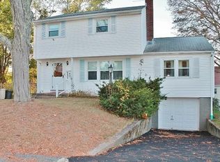 9 Wiley St, Woburn, MA 01801