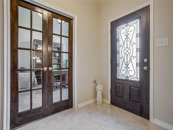 3rd image of 1273 Crescent Cove Dr