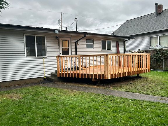 3rd image of 418 Williams Ave N