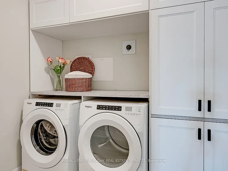 1878 Gordon St #202 — Photo 18