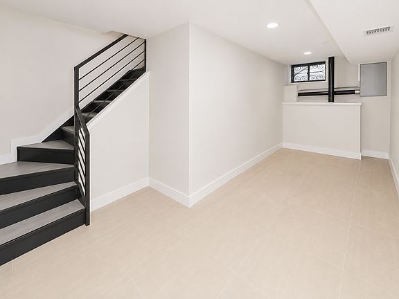4th image of 337 Herkimer St APT 1F